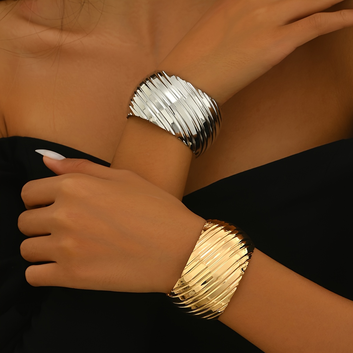 Chic Diagonal Stripes Open Bracelet, Golden & Silvery Tones